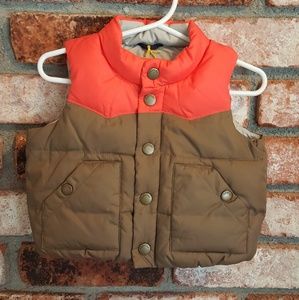 Baby Gap Puffer Vest NWT 0-6 months